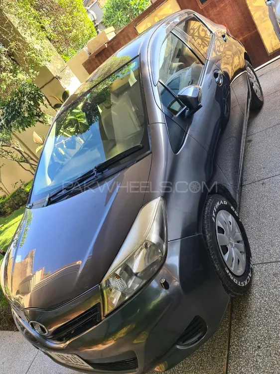Toyota Vitz 2014 for Sale in Rawalpindi Image-1
