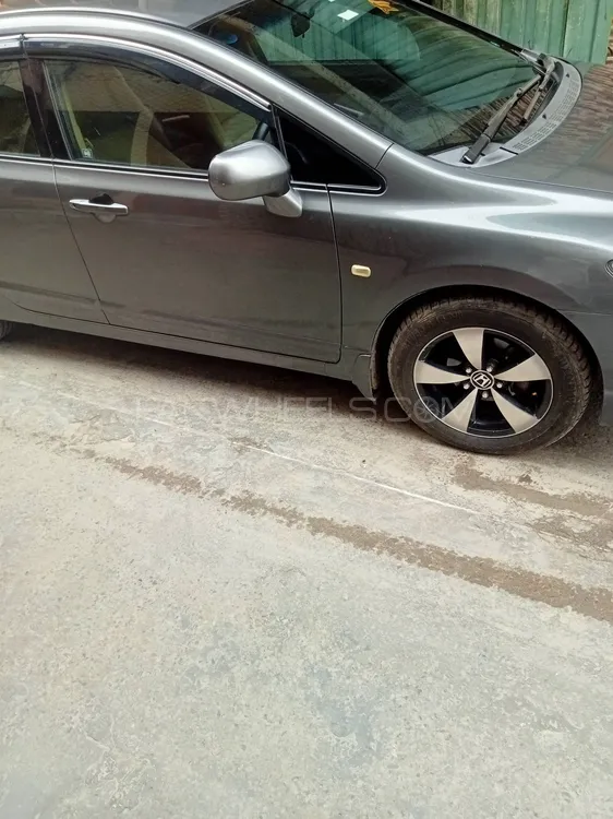 Honda Civic 2011 for Sale in Faisalabad Image-1