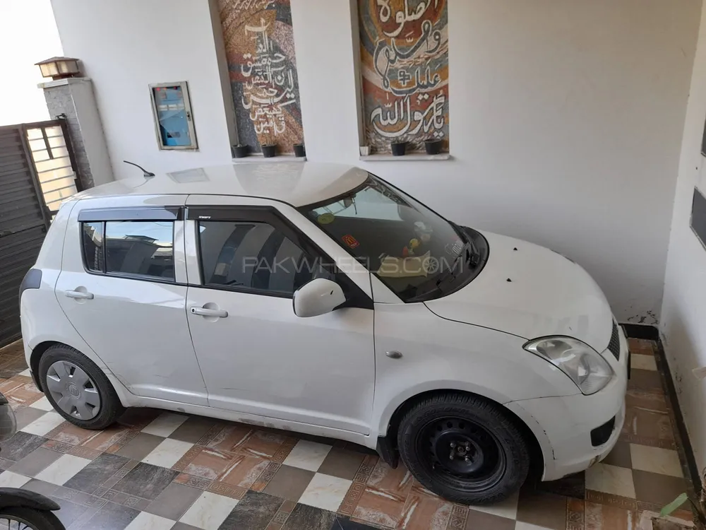 Suzuki Swift 2012 for Sale in Faisalabad Image-1
