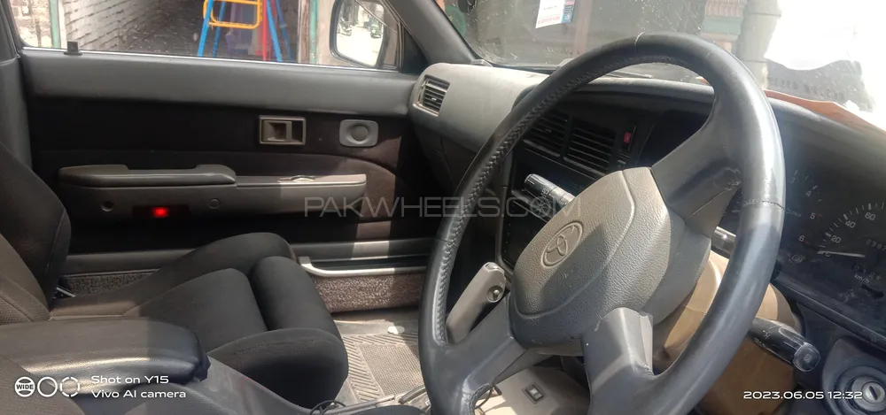 Toyota Surf 1993 for Sale in Lahore Image-1