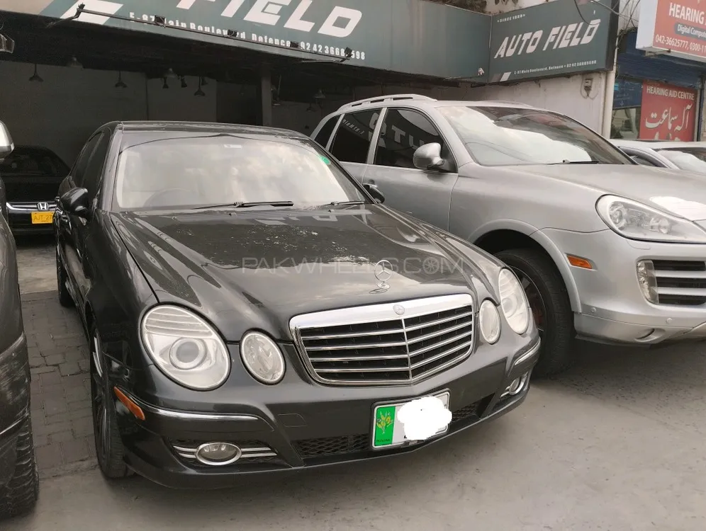 Mercedes Benz E Class 2003 for Sale in Lahore Image-1