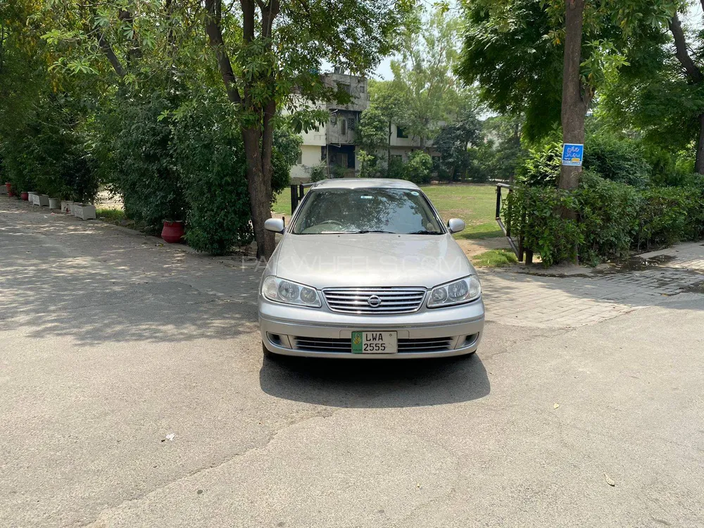 Nissan Sunny 2005 for Sale in Lahore Image-1