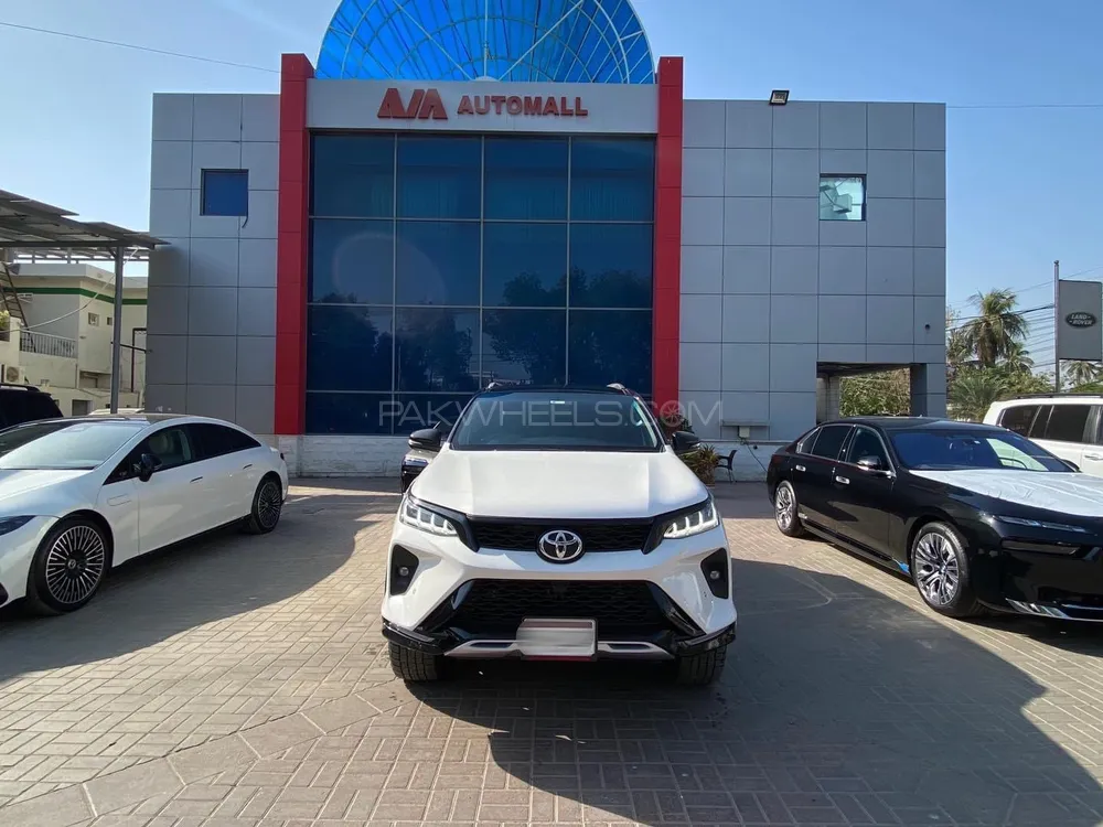 Toyota Fortuner 2022 for Sale in Karachi Image-1