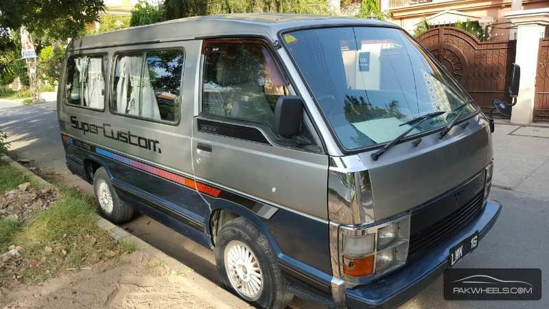 Toyota Hiace 1983 for Sale in Lahore Image-1