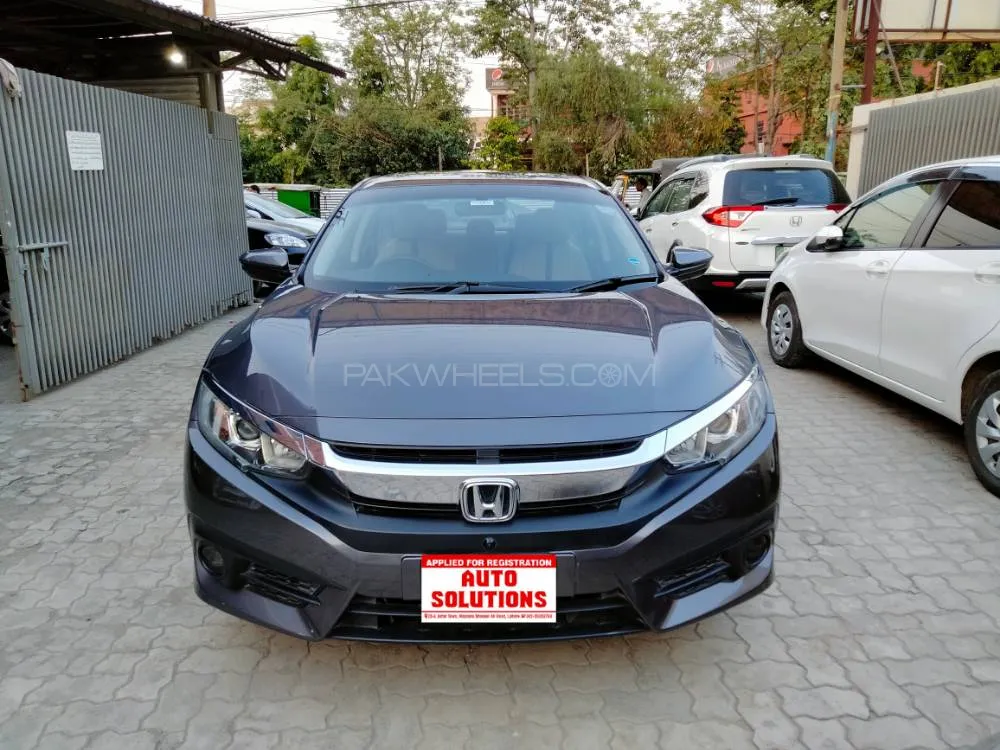 Honda Civic 2018 for Sale in Lahore Image-1