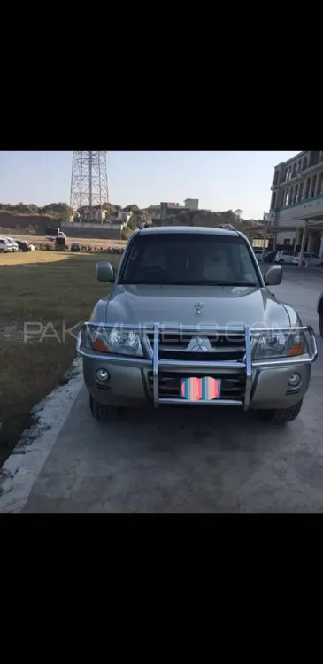 Mitsubishi Pajero 2006 for Sale in Islamabad Image-1