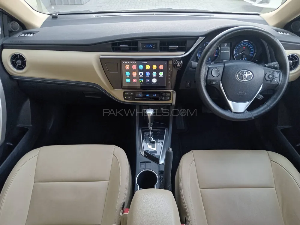 Toyota Corolla 2021 for Sale in Lahore Image-1