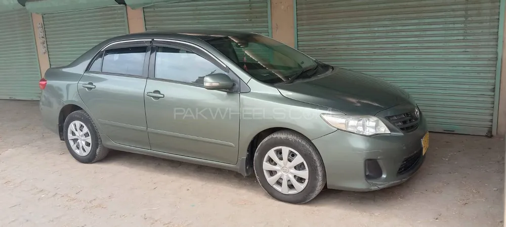 Toyota Corolla 2011 for Sale in Muzaffar Gargh Image-1