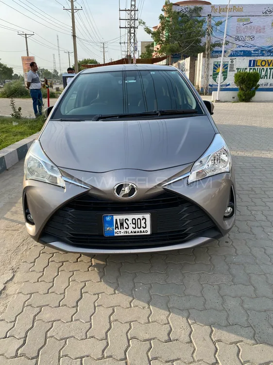 Toyota Vitz 2018 for Sale in Gujranwala Image-1