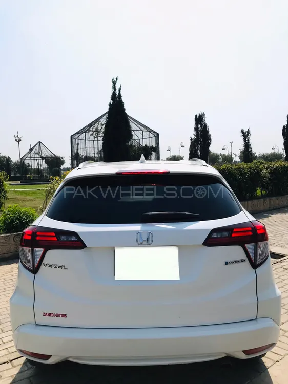 Honda Vezel 2016 for Sale in Gujranwala Image-1