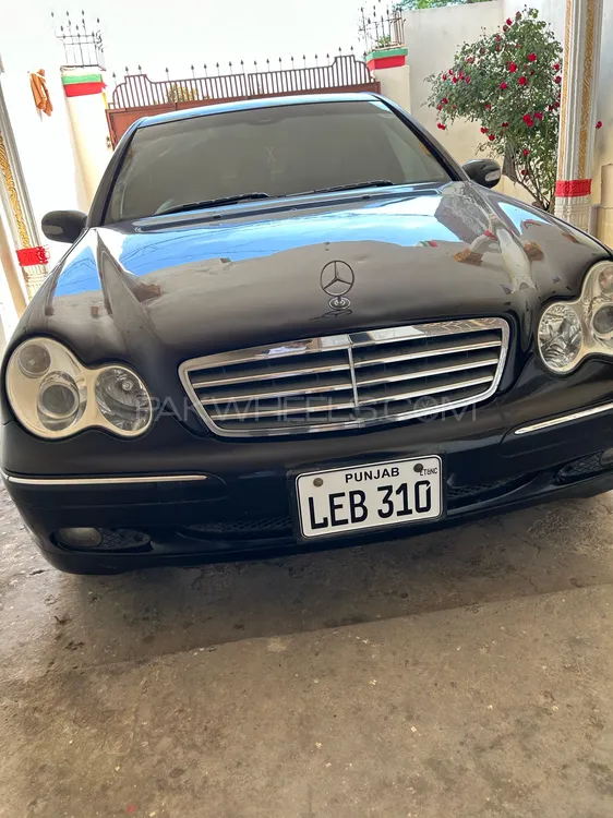 مرسڈیز بینز سی کلاس 2004 for Sale in سمبڑیال Image-1