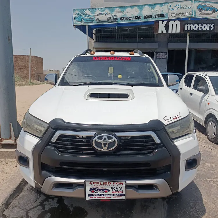 Toyota Hilux 2009 for Sale in Rajana Image-1