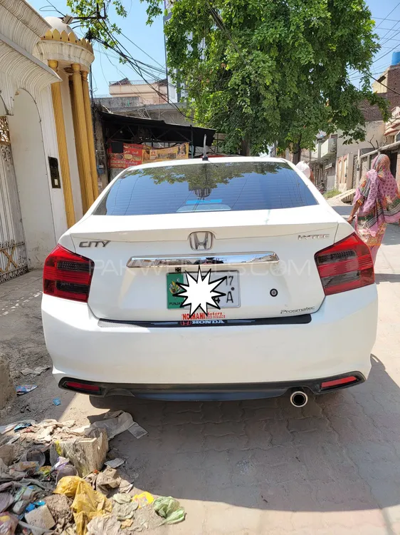 ہونڈا سٹی 2017 for Sale in سیالکوٹ Image-1