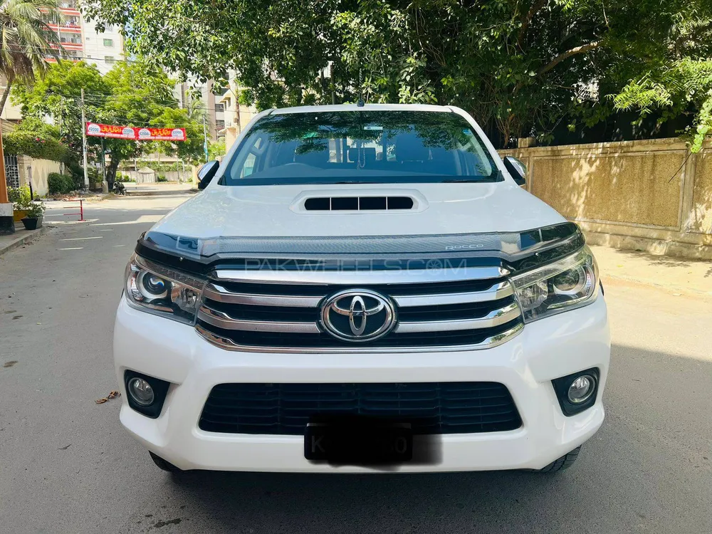 Toyota Hilux 2017 for Sale in Karachi Image-1