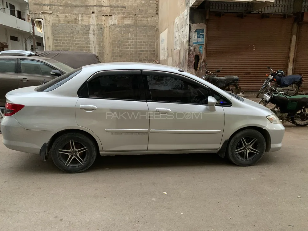 Honda City 2005 for Sale in Karachi Image-1