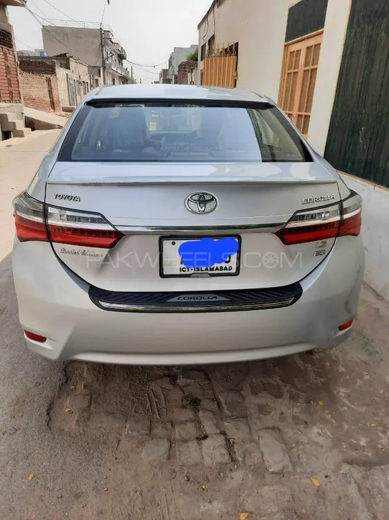 Toyota Corolla 2018 for Sale in Faisalabad Image-1