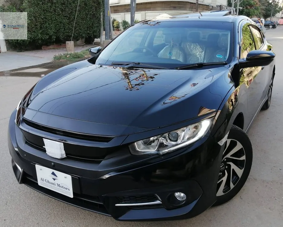 Honda Civic 2018 for Sale in Karachi Image-1