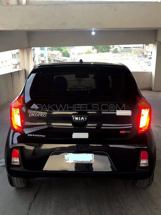 KIA Picanto 2022 for Sale in Karachi Image-1