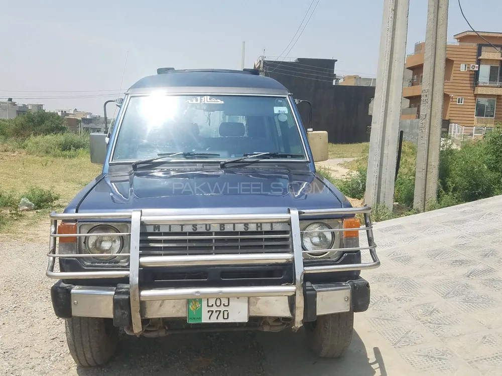 Mitsubishi Pajero 1987 for Sale in Islamabad Image-1