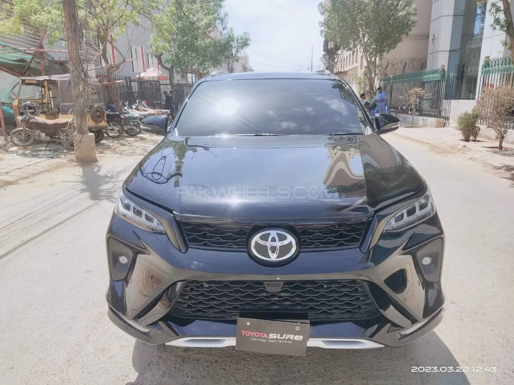 Toyota Fortuner 2022 for Sale in Karachi Image-1