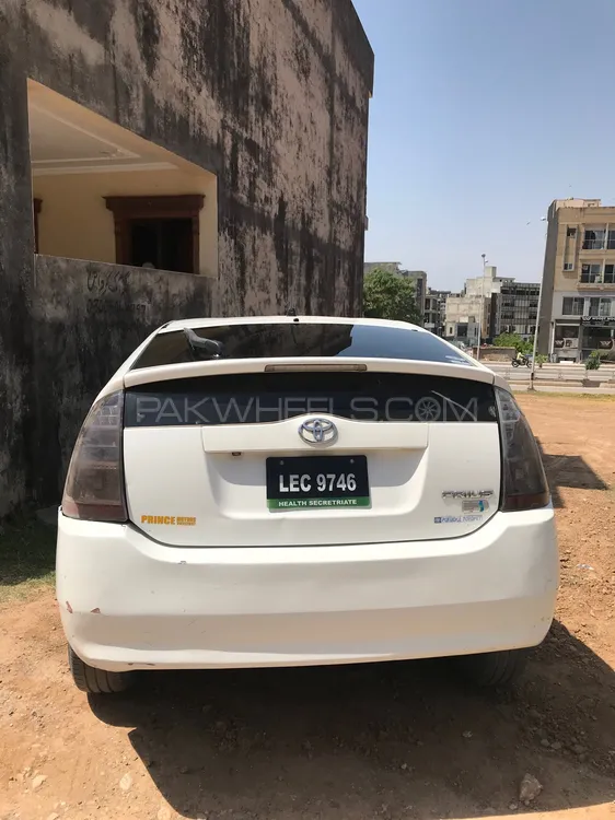 Toyota Prius 2007 for Sale in Islamabad Image-1