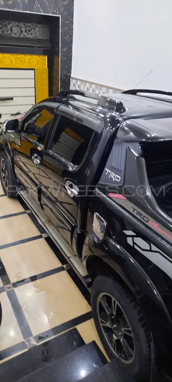 Toyota Hilux 2013 for Sale in Gujranwala Image-1