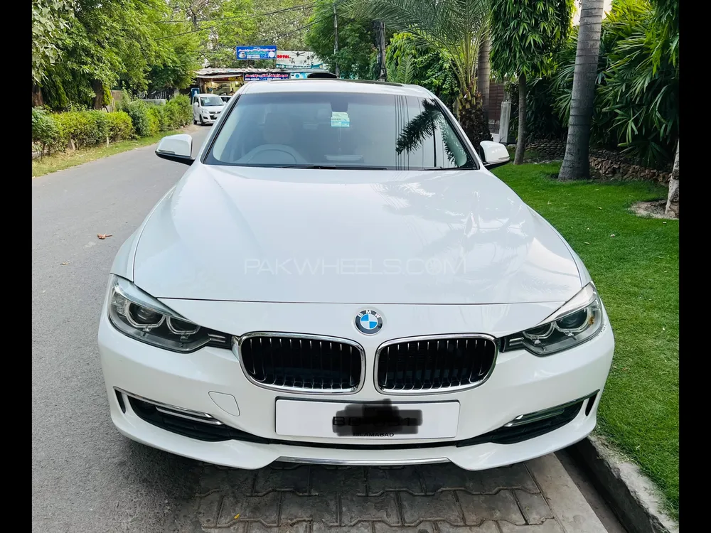 BMW 3 Series 2014 for Sale in Lahore Image-1