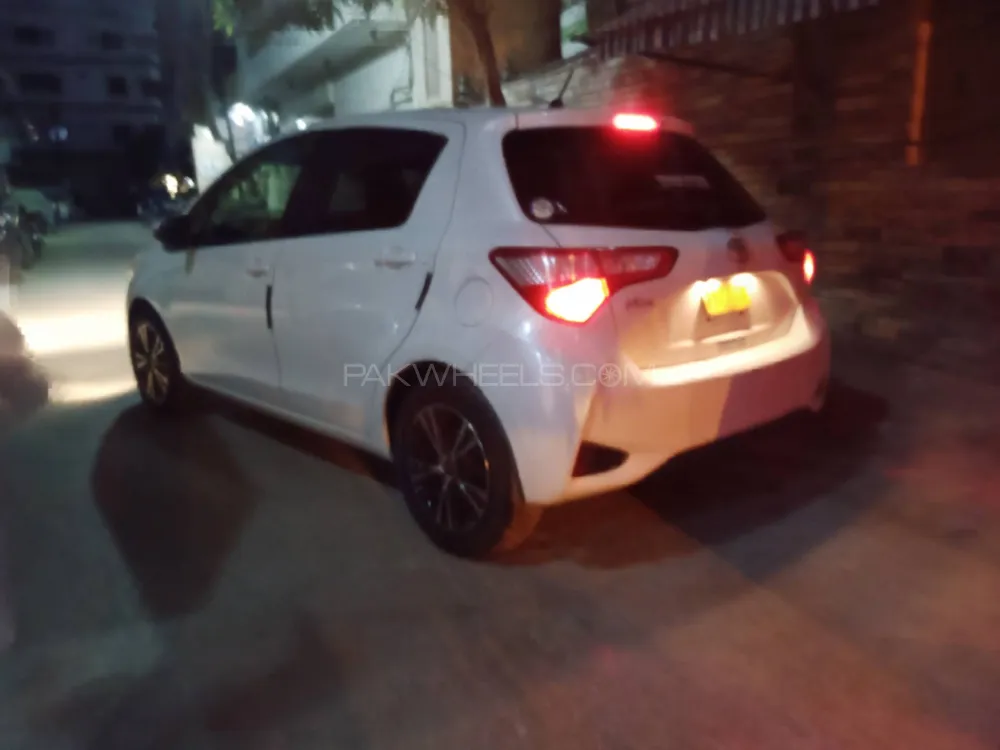 Toyota Vitz 2019 for Sale in Karachi Image-1