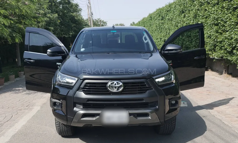 Toyota Hilux 2022 for Sale in Faisalabad Image-1