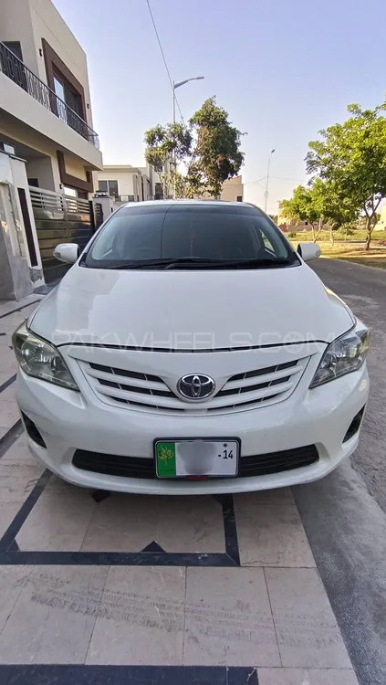Toyota Corolla 2014 for Sale in Lahore Image-1