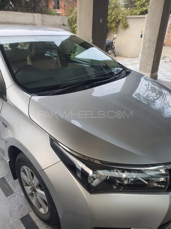 Toyota Corolla 2017 for Sale in Lahore Image-1