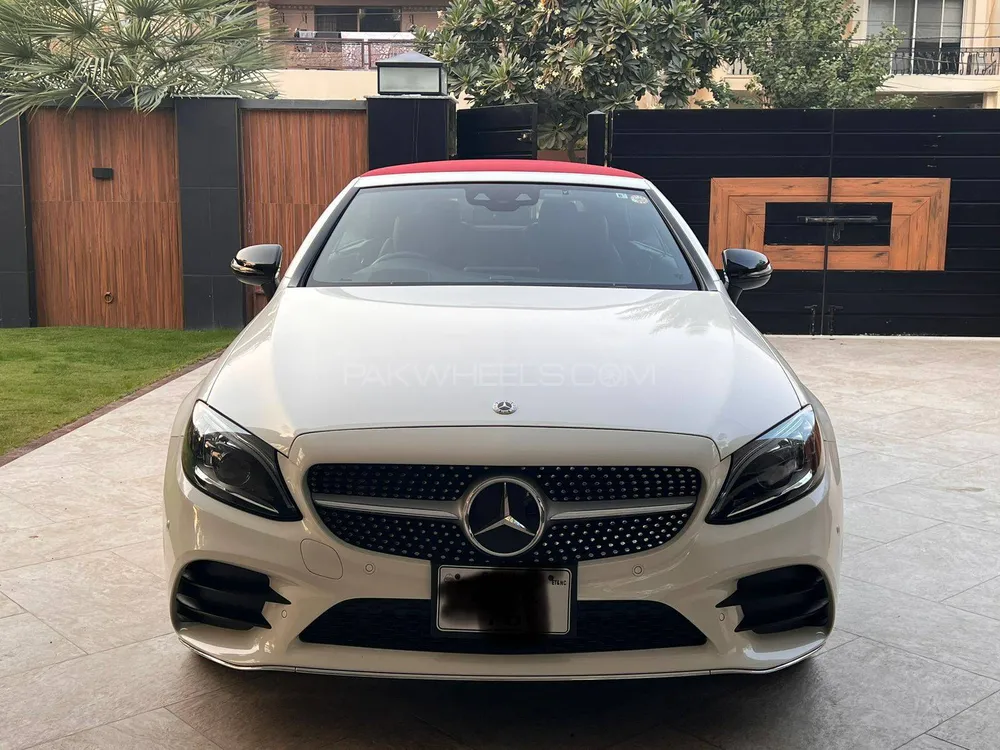 Mercedes Benz C Class 2018 for Sale in Lahore Image-1