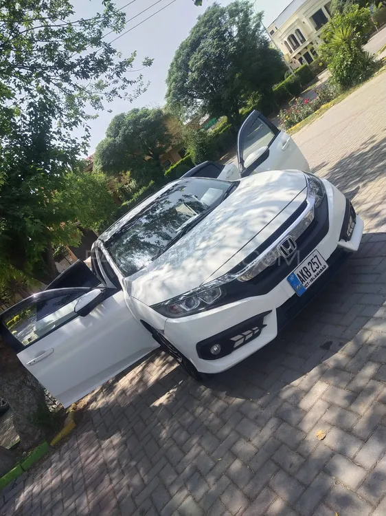 Honda Civic 2018 for Sale in Islamabad Image-1