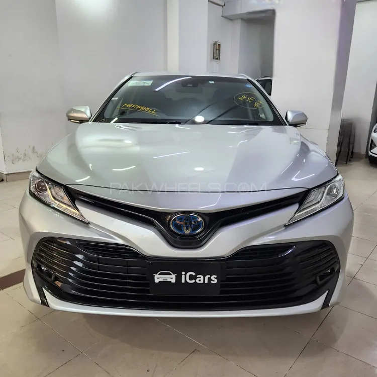Toyota Camry 2020 for Sale in Karachi Image-1
