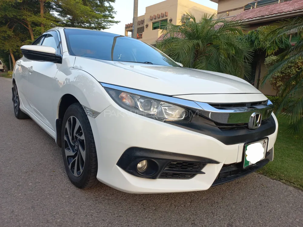 Honda Civic Oriel 1.8 i-VTEC CVT 2017 for sale in Lahore | PakWheels