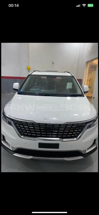 KIA Carnival 2023 for Sale in Lahore Image-1