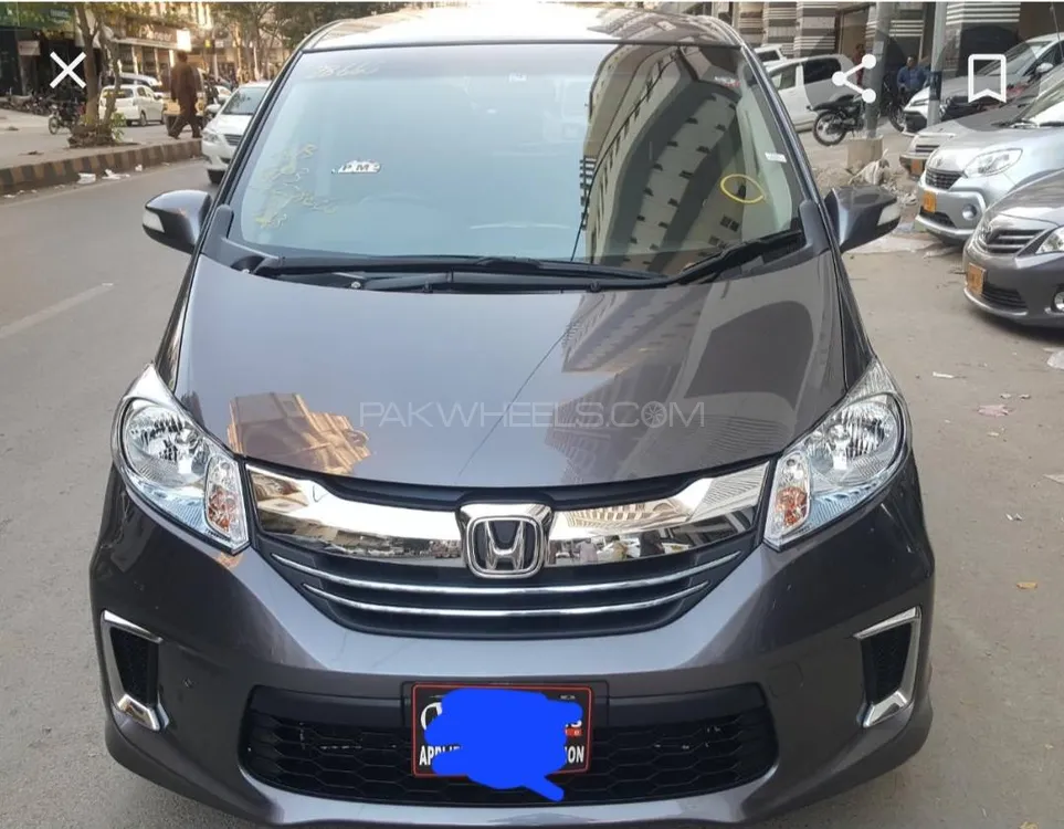 Honda Freed 2015 for Sale in Lahore Image-1