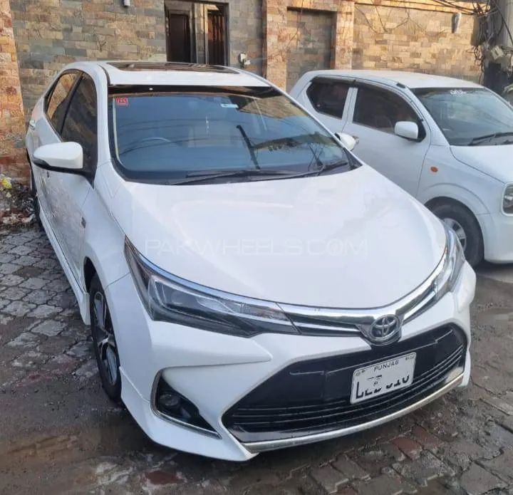 Toyota Corolla 2018 for Sale in Lahore Image-1
