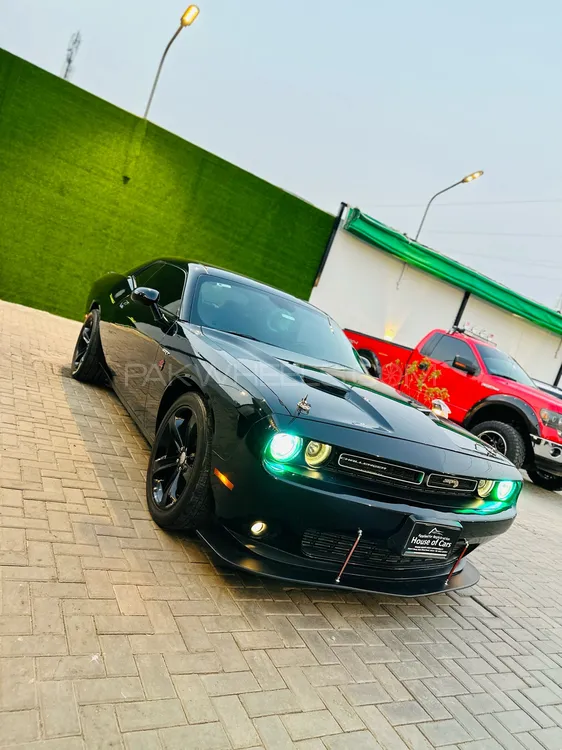 Dodge Challenger 2016 for Sale in Lahore Image-1