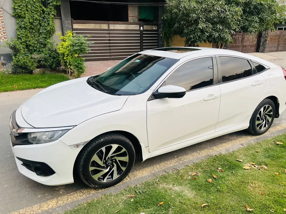 Honda Civic 2017 for Sale in Faisalabad Image-1