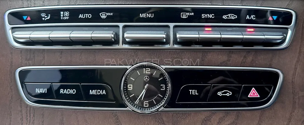 Mercedes Benz E Class 2018 for Sale in Karachi Image-1