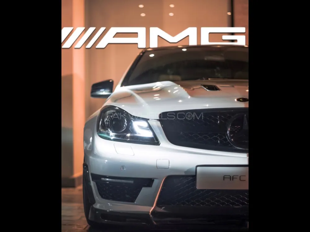Mercedes Benz C Class 2010 for Sale in Lahore Image-1