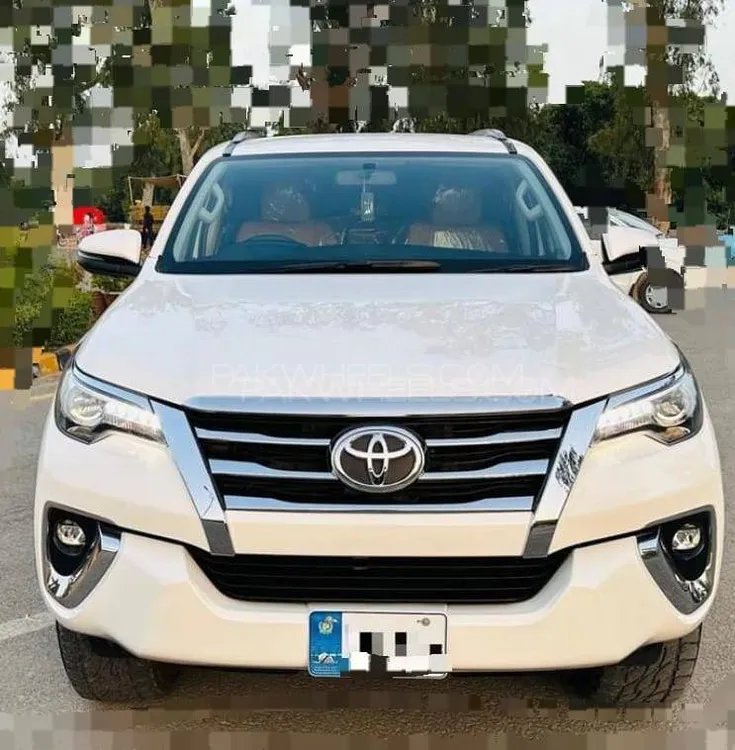 Toyota Fortuner 2018 for Sale in Islamabad Image-1