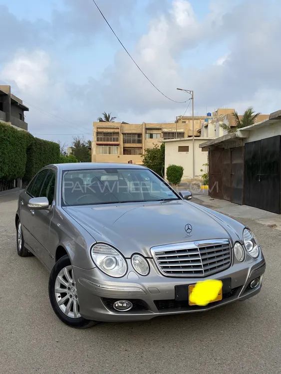 Mercedes Benz E Class 2007 for Sale in Karachi Image-1