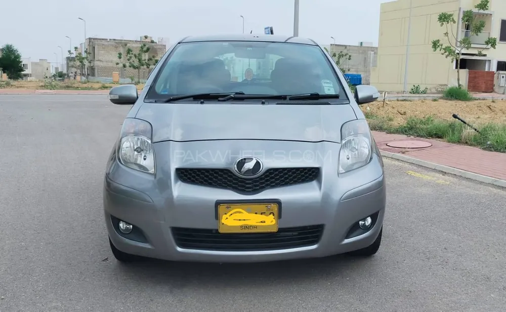 Toyota Vitz 2007 for Sale in Karachi Image-1