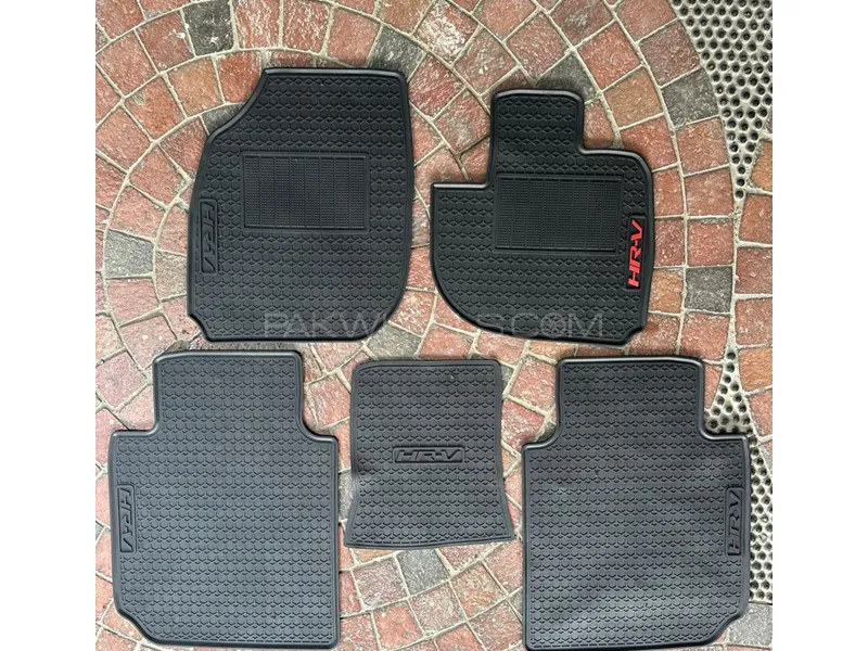 Honda HRV Rubber Floor Mats | Carpet Mats Image-1