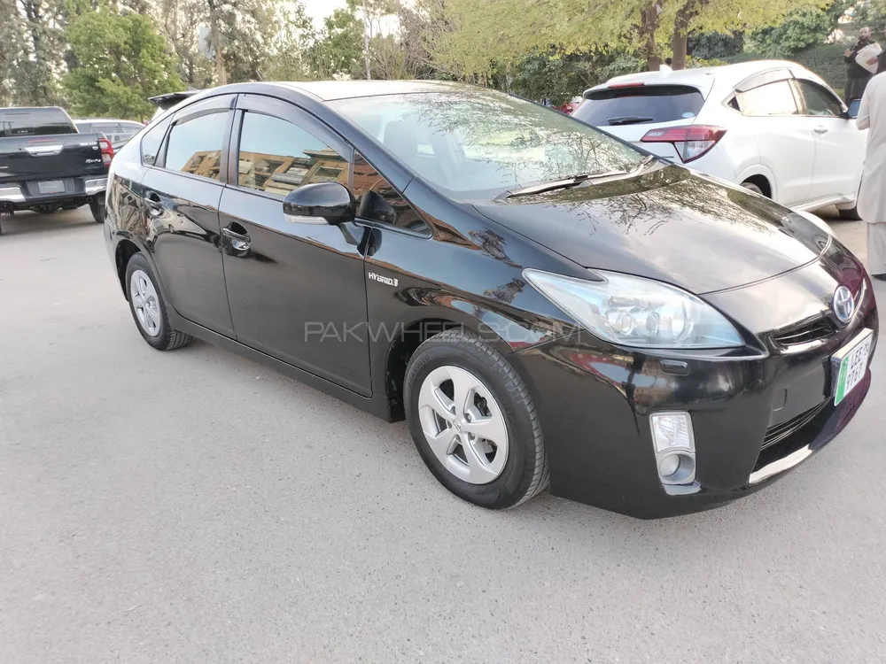 Toyota Prius 2012 for Sale in Islamabad Image-1
