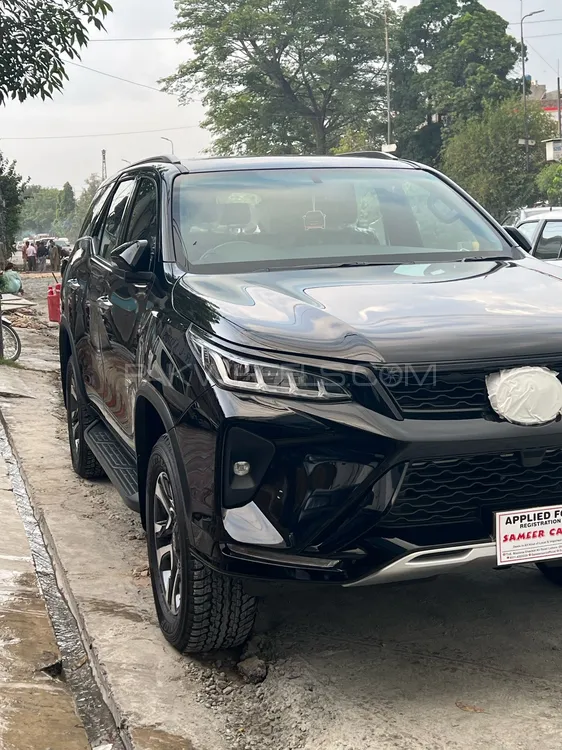 Toyota Fortuner 2023 for Sale in Lahore Image-1
