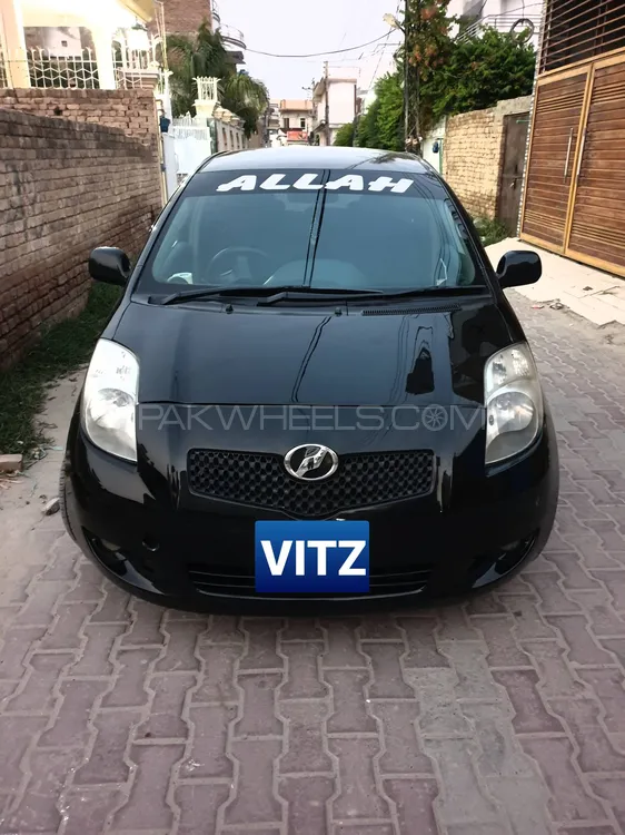 Toyota Vitz 2005 for Sale in Bahawalpur Image-1