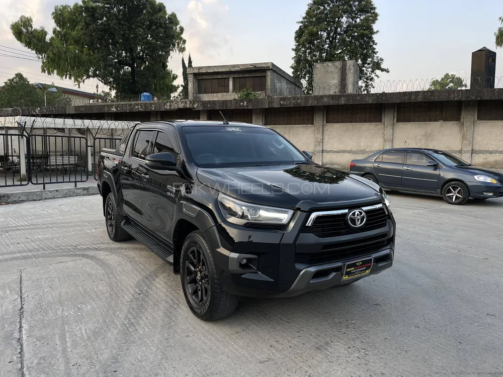 Toyota Hilux 2022 for Sale in Islamabad Image-1